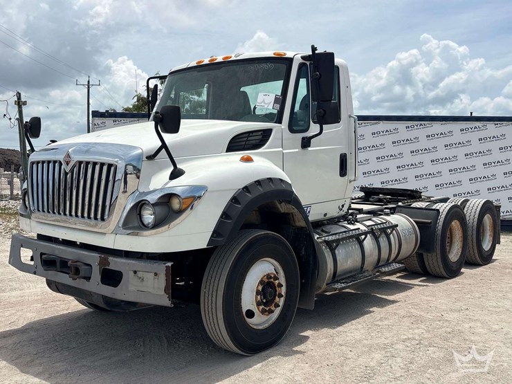 2015-international-workstar-7600-image-1