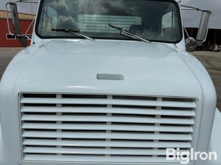 1990-international-7100-image-13