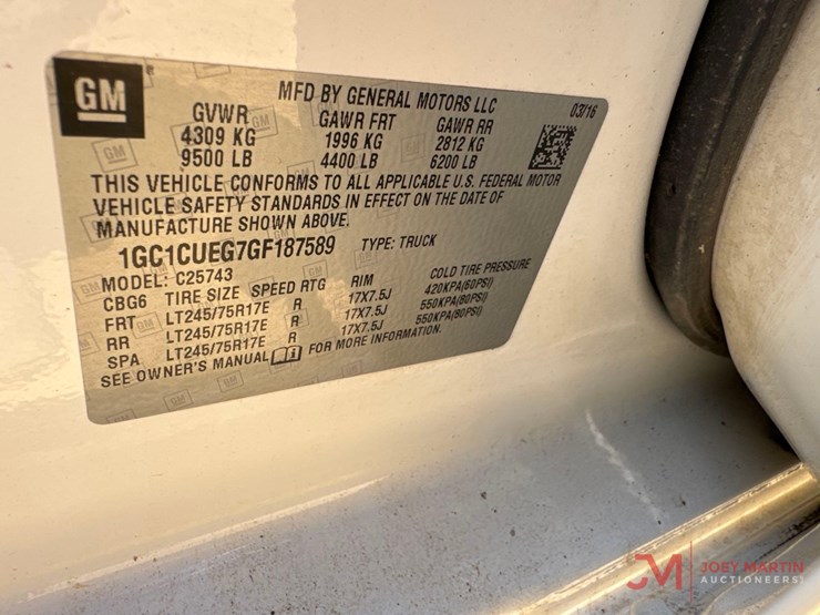 2016-chevrolet-silverado-2500-image-22