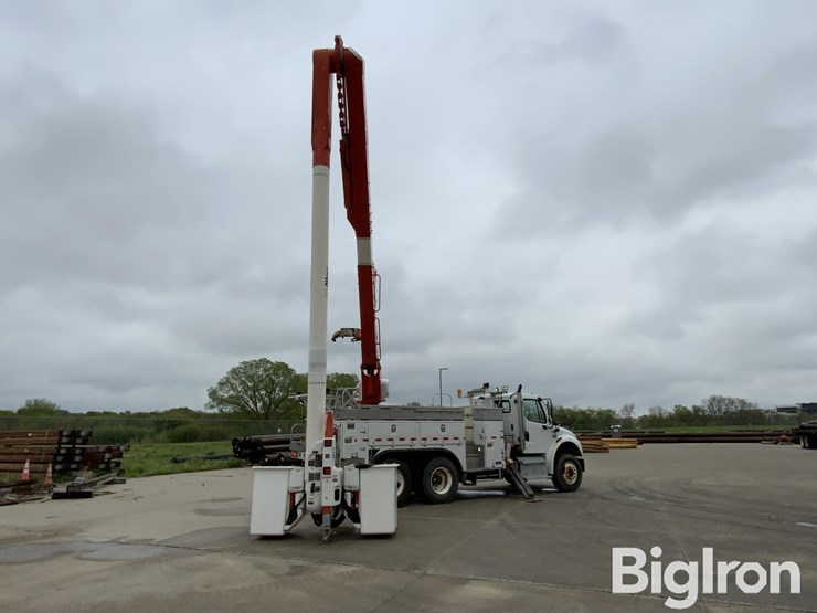 2016-freightliner-m2-106-image-13