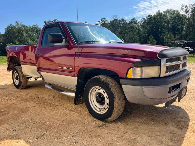1996-dodge-ram-1500-image-4