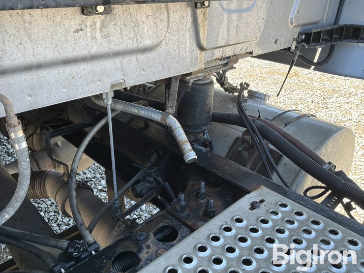 2016-international-prostar-image-20