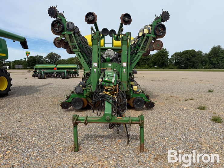 2009-john-deere-1790-image-2