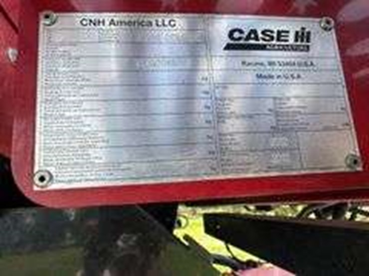 2012-case-ih-6130-image-44