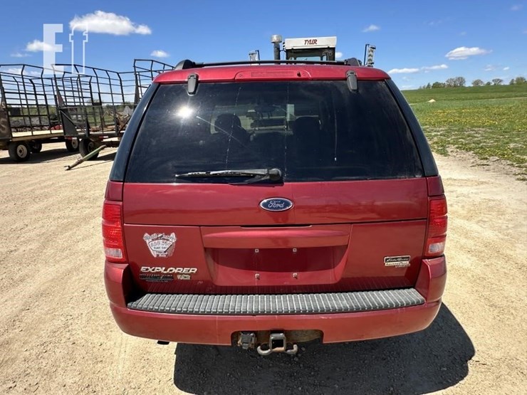 2004-ford-explorer-image-5