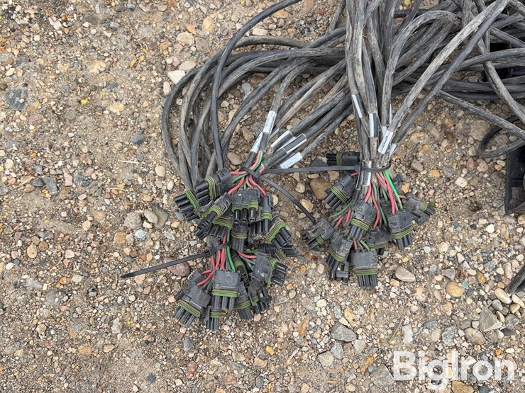 case-ih-planter-seed-tubes-w/-sensor-image-19