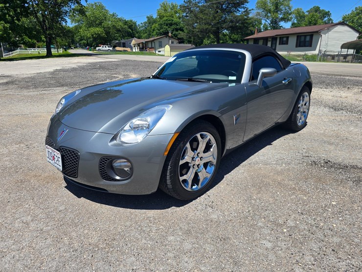 #24025-•-2007-pontiac-solstice-gxp-convertible-image-3