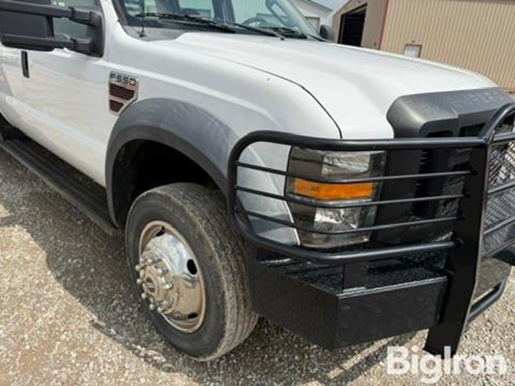 2009-ford-f550-image-16