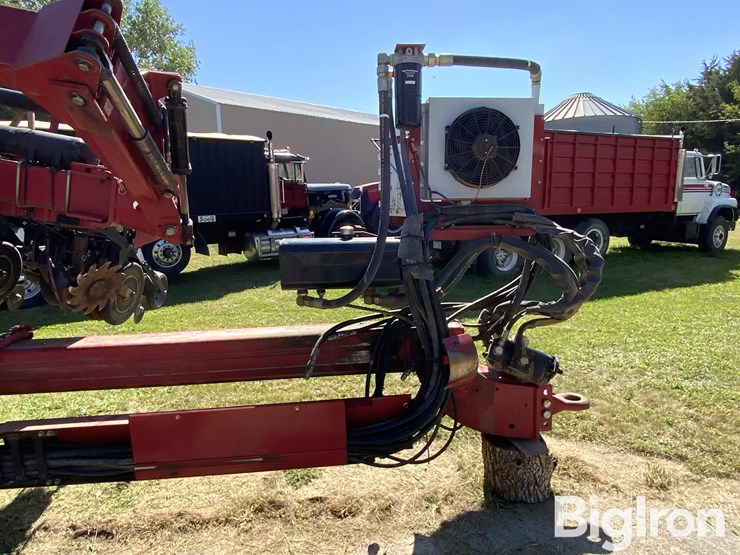 2002-case-ih-1200-image-12