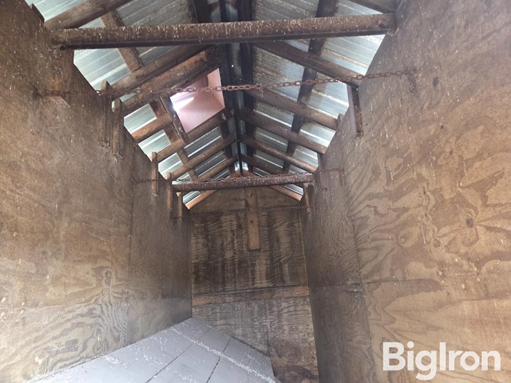 shop-built-wood-livestock-feeder-image-20