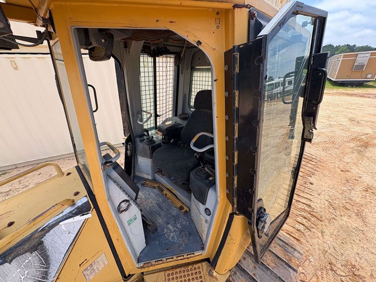 caterpillar-d5g-lgp-image-7