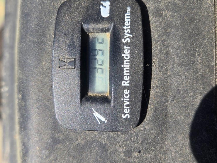 john-deere-la120-image-24