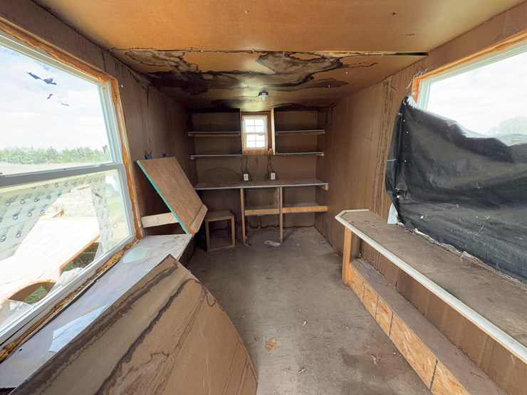 mobile-office-trailer-image-10