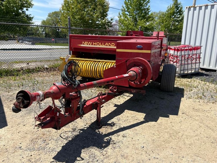 new-holland-575-image-1