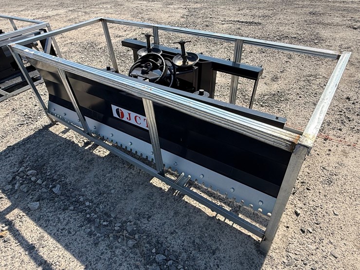#2033-•-unused-jct-skid-steer-dozer-blade-inv#-45698-image-1