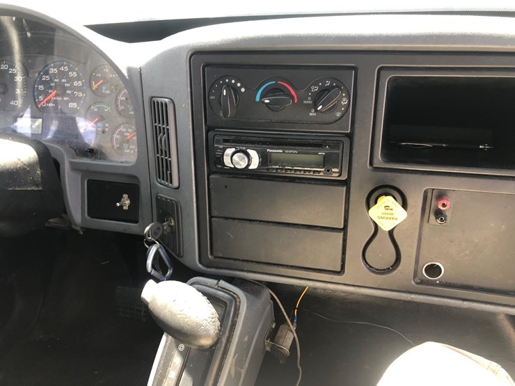 international-durastar-4300-image-13