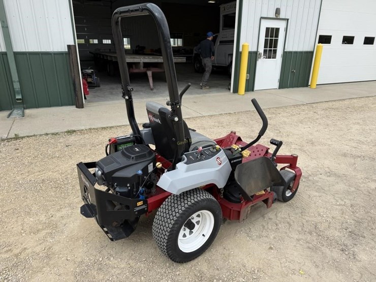 exmark-radius-zero-turn-mower-image-4
