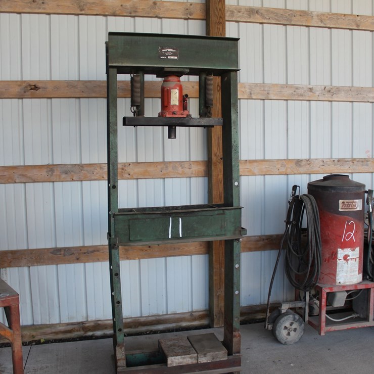 CAROLINA SHOP PRESS
