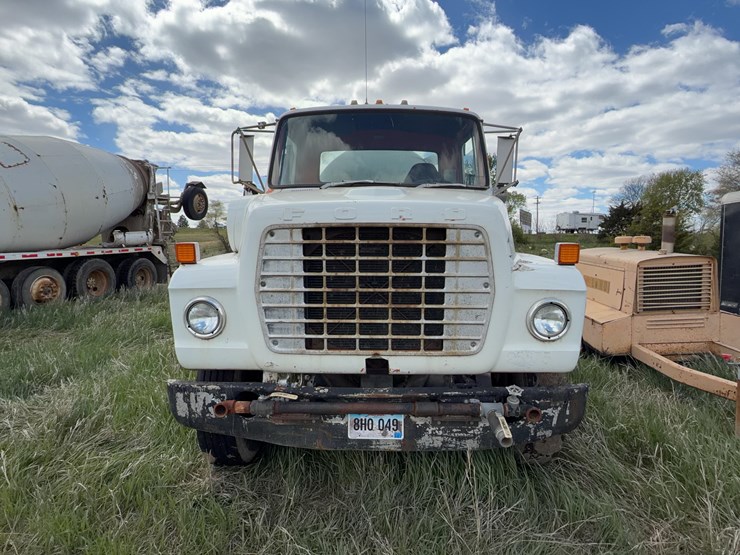 1980-caterpillar-3208-image-4