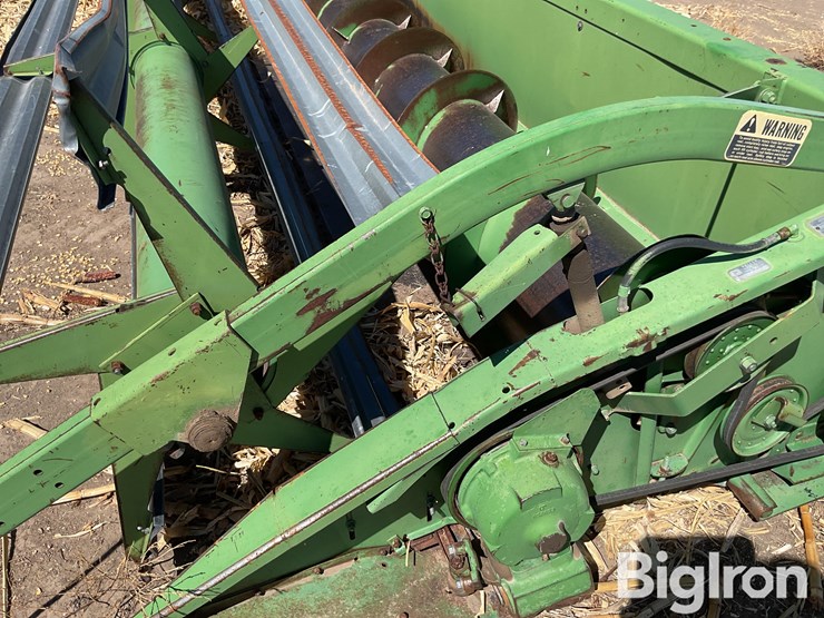 john-deere-230-image-10
