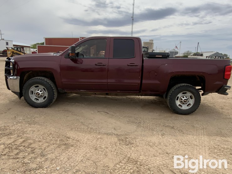 2015-chevrolet-silverado-2500-image-8