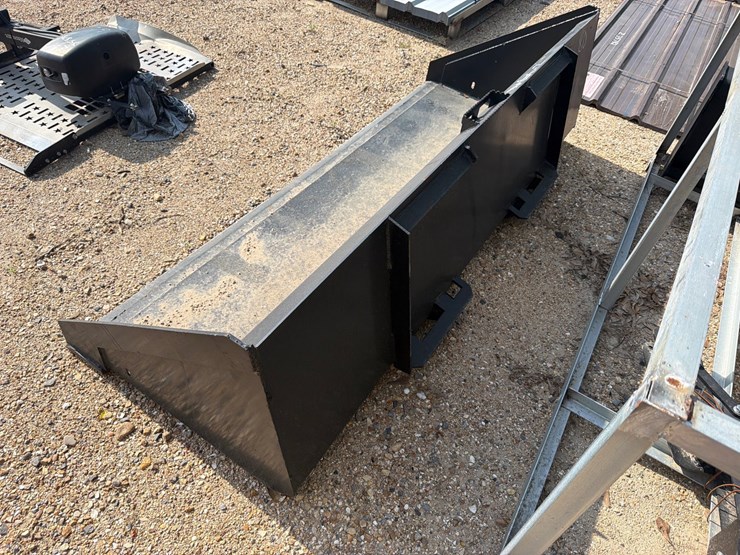 #5137-•-80in-gp-loading-bucket-image-3