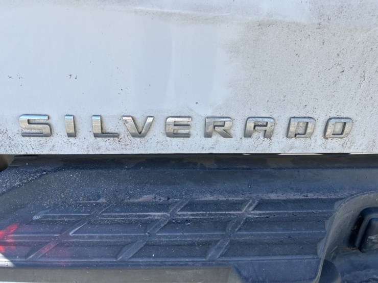 2012-chevrolet-silverado-2500-image-12