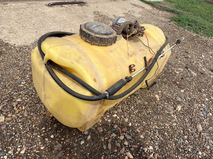 bomgarrs-atv-sprayer-image-3