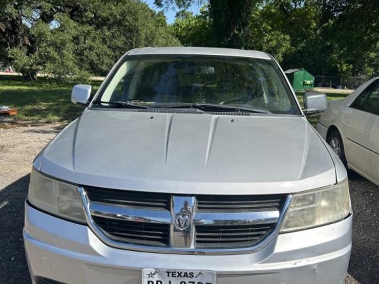 2009-dodge-journey-sxt-image-2