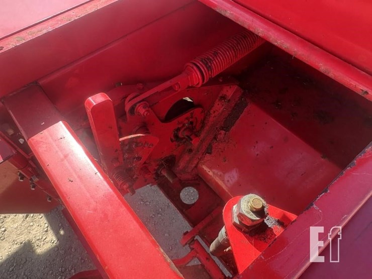 massey-ferguson-1363-image-12