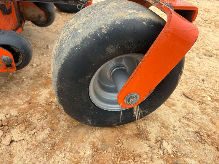 husqvarna-mz48-zero-turn-lawn-mower-image-8