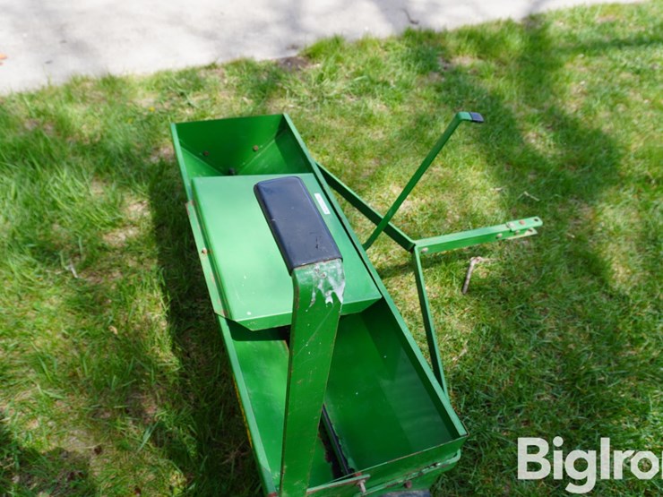 john-deere-40-image-11