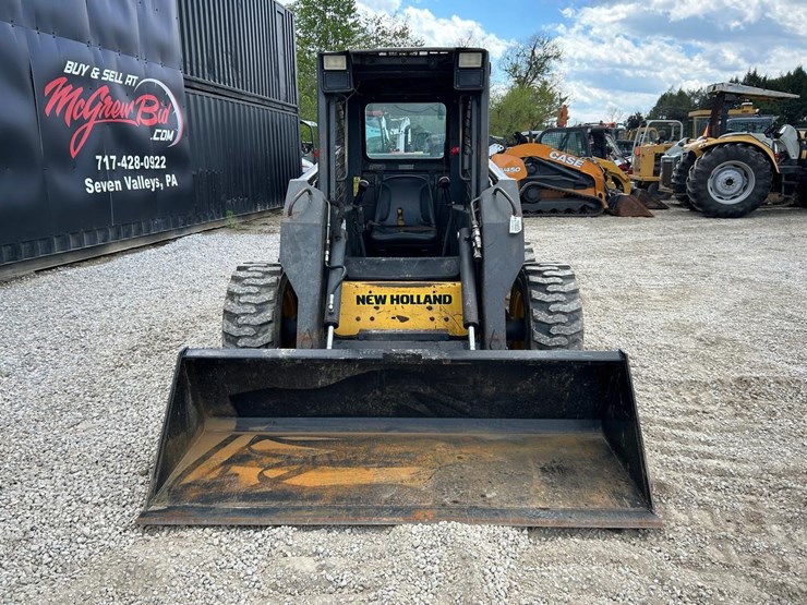 new-holland-l180-image-7