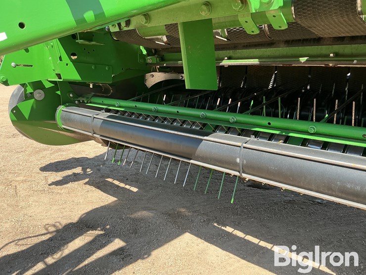 2021-john-deere-560r-image-17