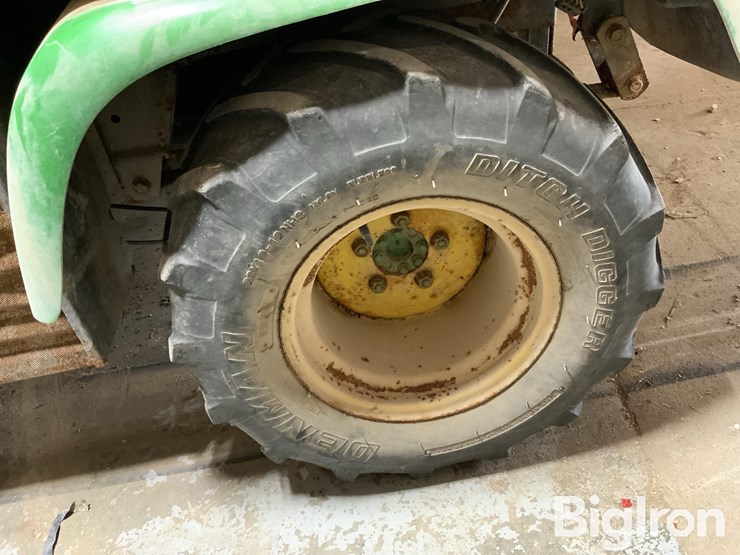 2000-john-deere-2030-image-12