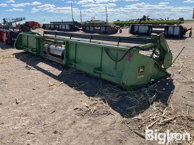 john-deere-224-image-5