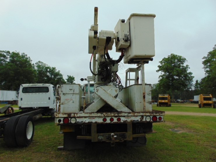 2004-ford-f750-image-3