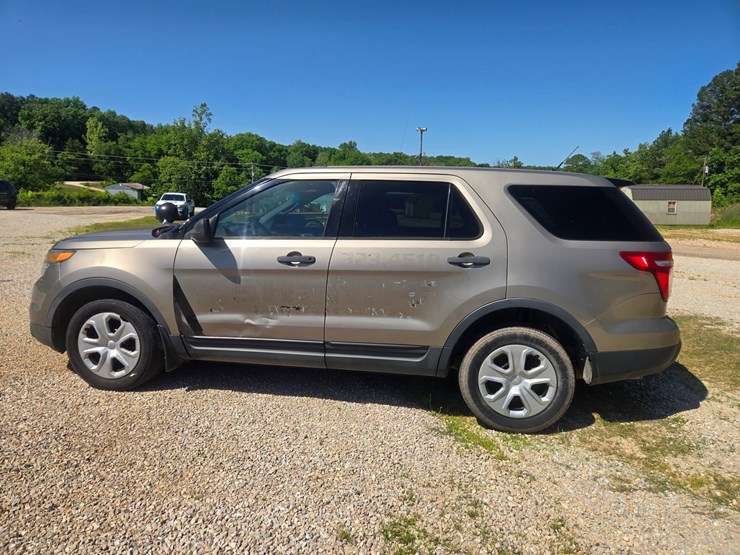 2015-ford-explorer-image-6