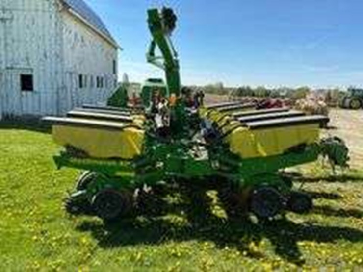 john-deere-1760-image-5
