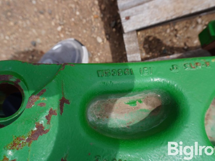 john-deere-6105r-image-12