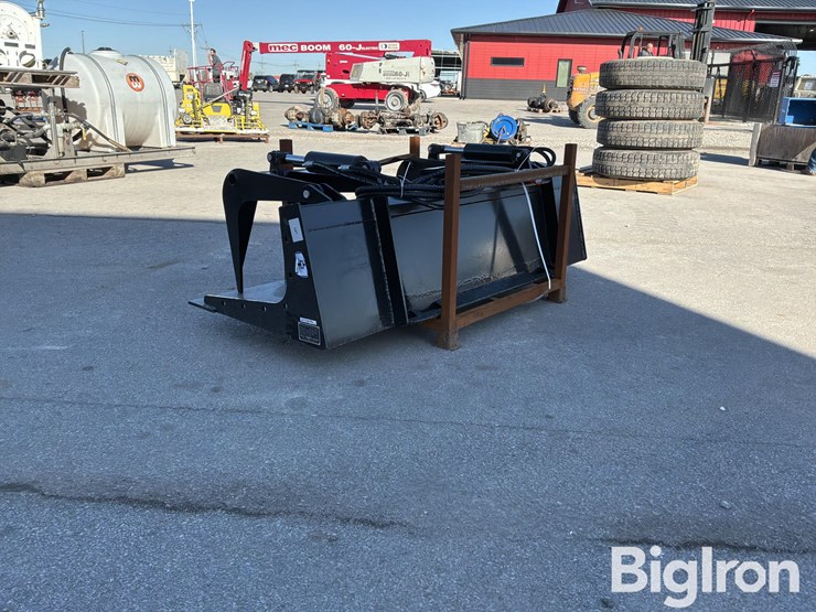 2026-massey-ferguson-730-image-7