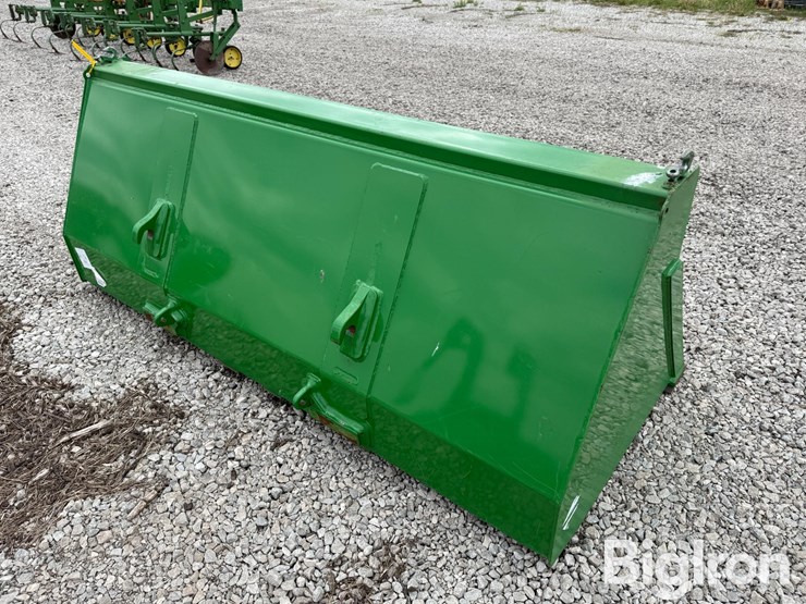 john-deere-8-image-5