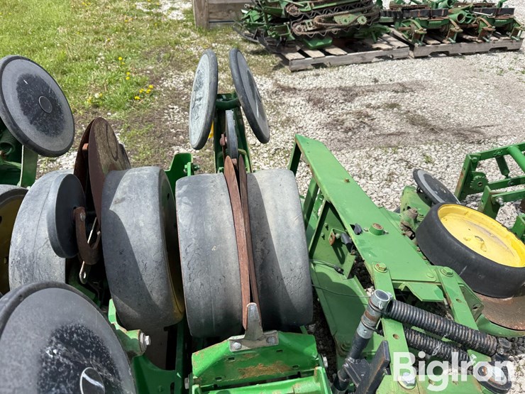 john-deere-7-image-19