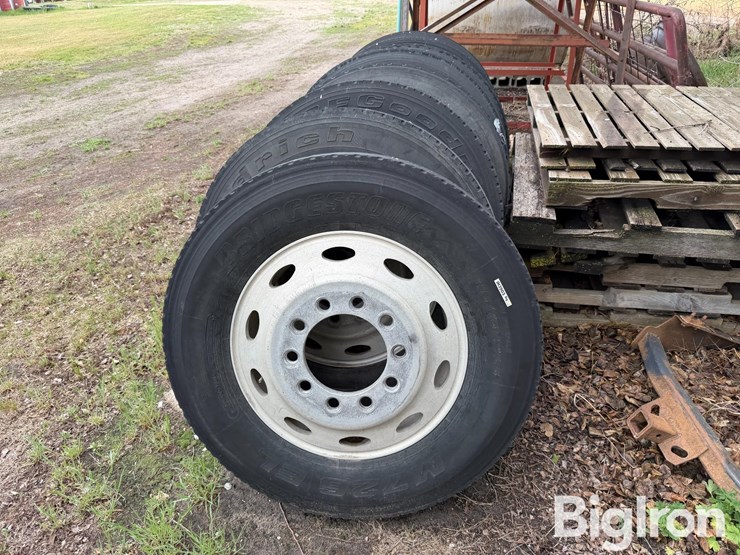 truck-tires-&-rims-image-2