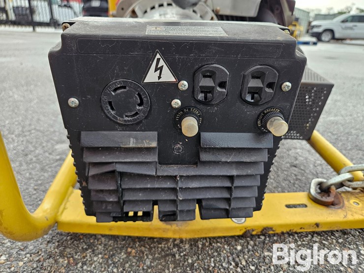 massey-ferguson-730-image-13