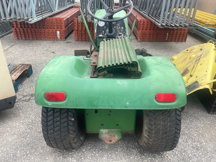 john-deere-110-image-26