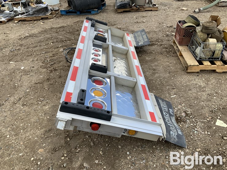 reitnouer-trailer-bumper-image-4