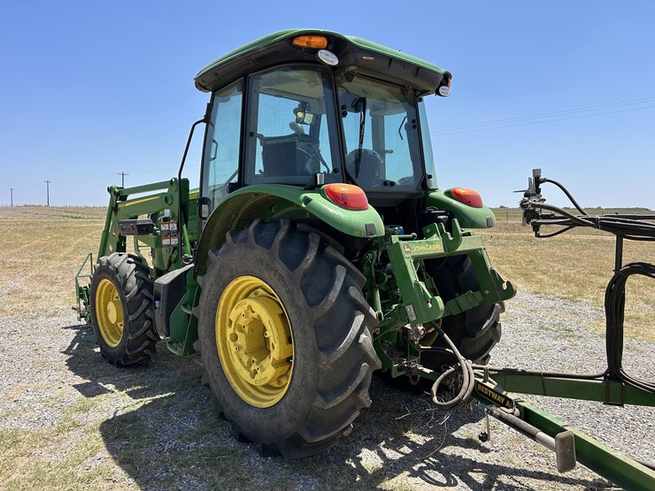 2024-john-deere-5090e-image-3