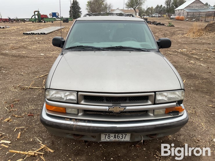 1999-chevrolet-blazer-image-2