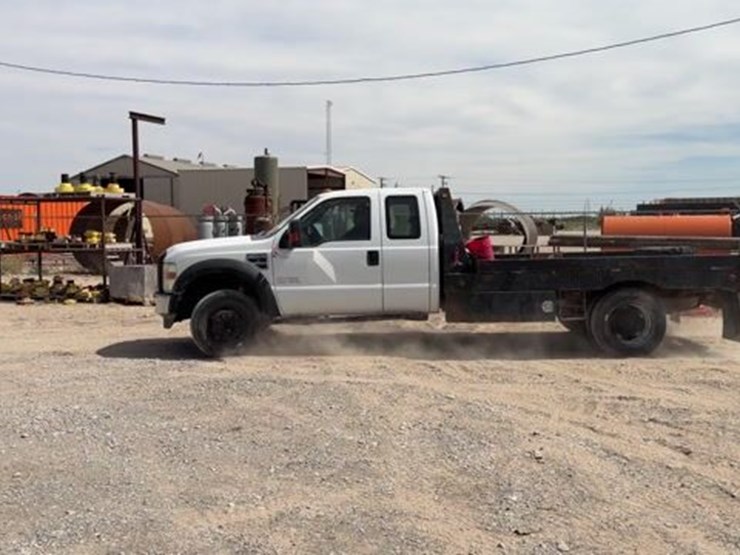 2009-ford-f450-image-1